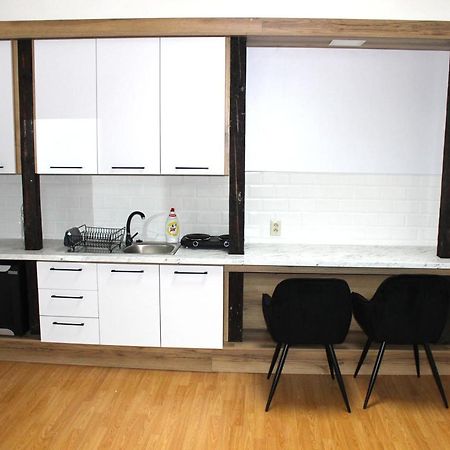 Krasny Priestranny Slnecny Apartman V Centre Mesta Trenčín Extérieur photo